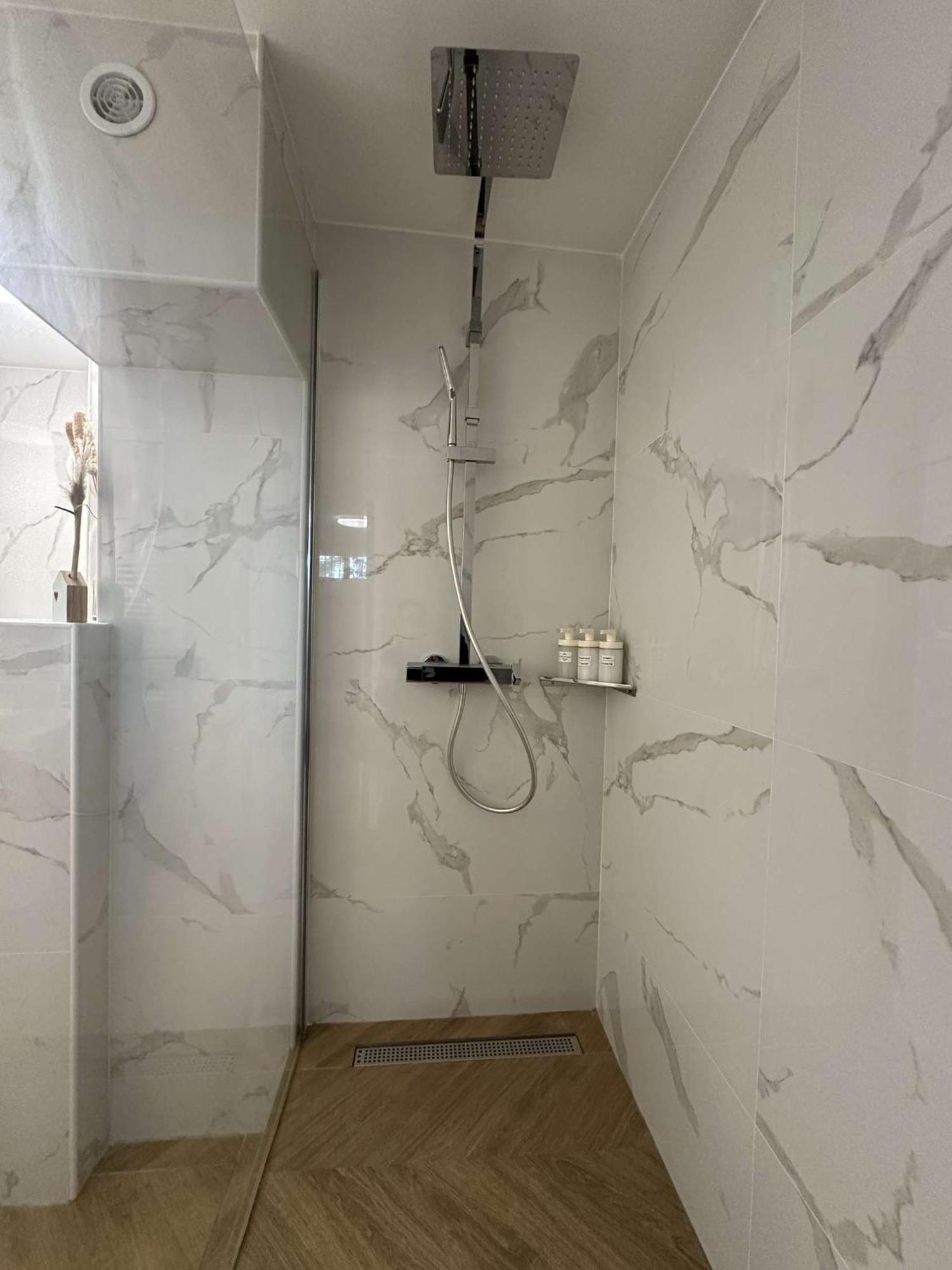 Le Niou, Appartement Avec Parking Gratuit Marseille Extérieur photo