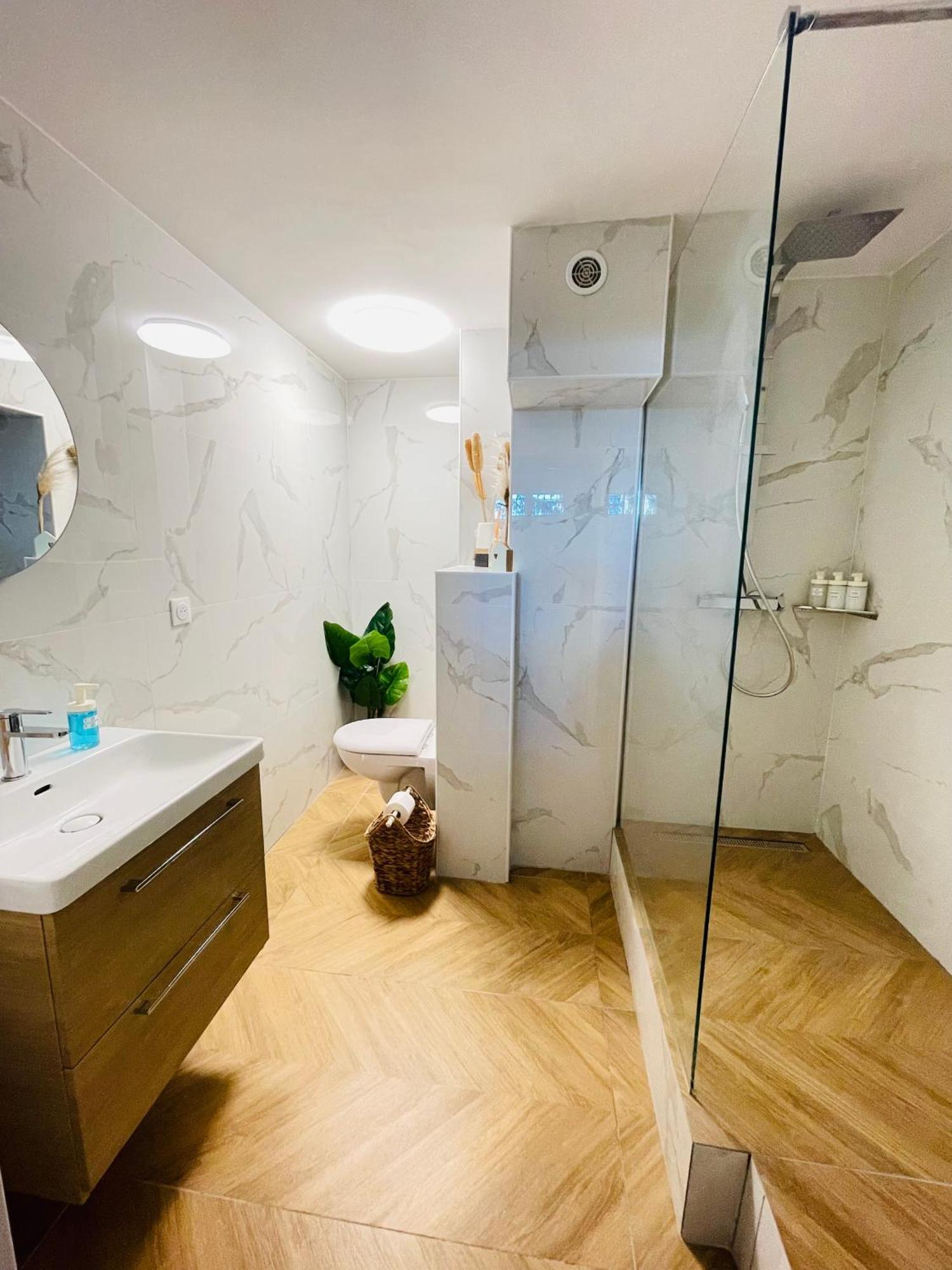 Le Niou, Appartement Avec Parking Gratuit Marseille Extérieur photo