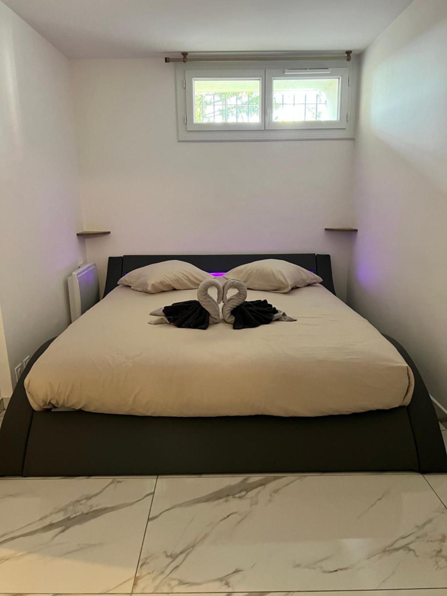 Le Niou, Appartement Avec Parking Gratuit Marseille Extérieur photo